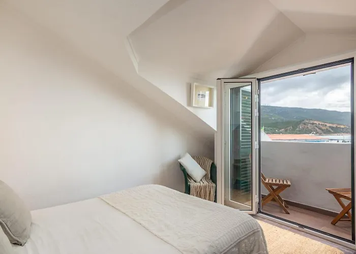 Casa Da Adoa Bed and Breakfast